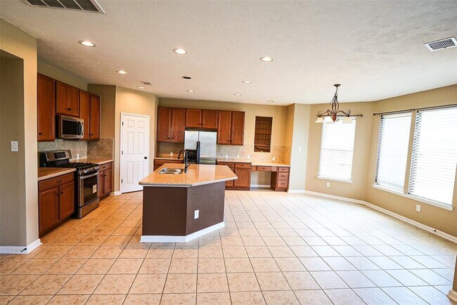 Building Photo - 3339 Trent Stone Ln
