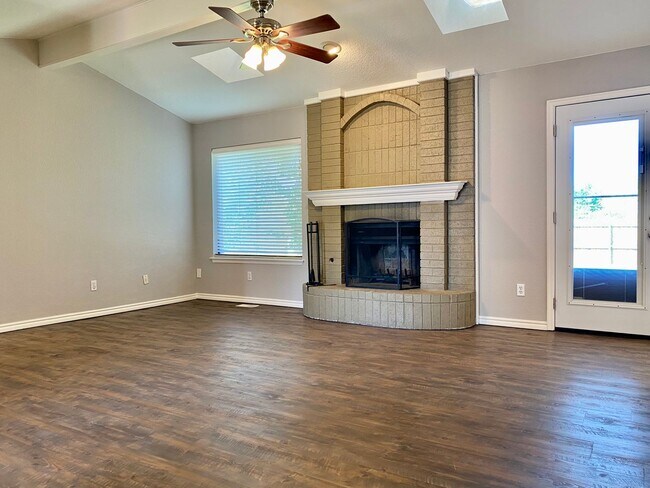 Foto del edificio - Great 3 bed 2 bath home in Edmond!