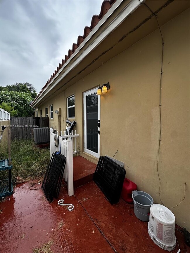 Foto del edificio - 2810 SW 114th Ave