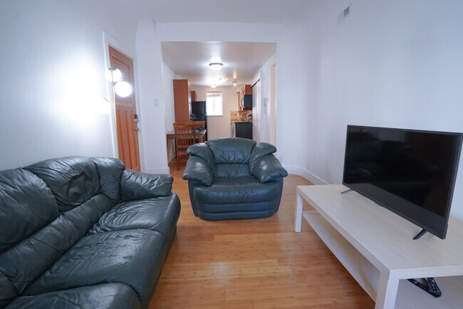 Foto del edificio - 613 Westgate Ave