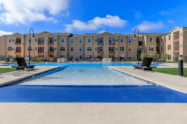 Resort-Style Swimming Pool - Hills at Leander, A 62+ Community