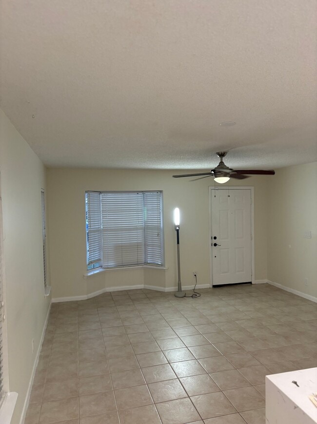 Foto del edificio - 5724 Boynton Crescent