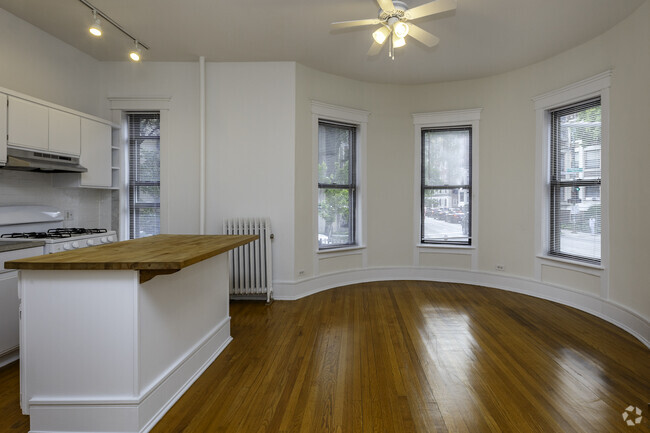 1HAB, 1BA - 650 ft² - 5700 N Winthrop Ave