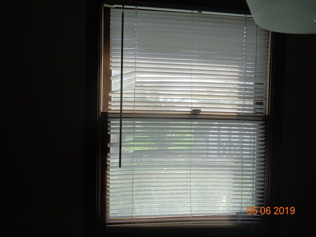 Foto del edificio - 1425 Como Park Blvd