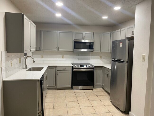 Foto del edificio - 3865 Suffolk Ln