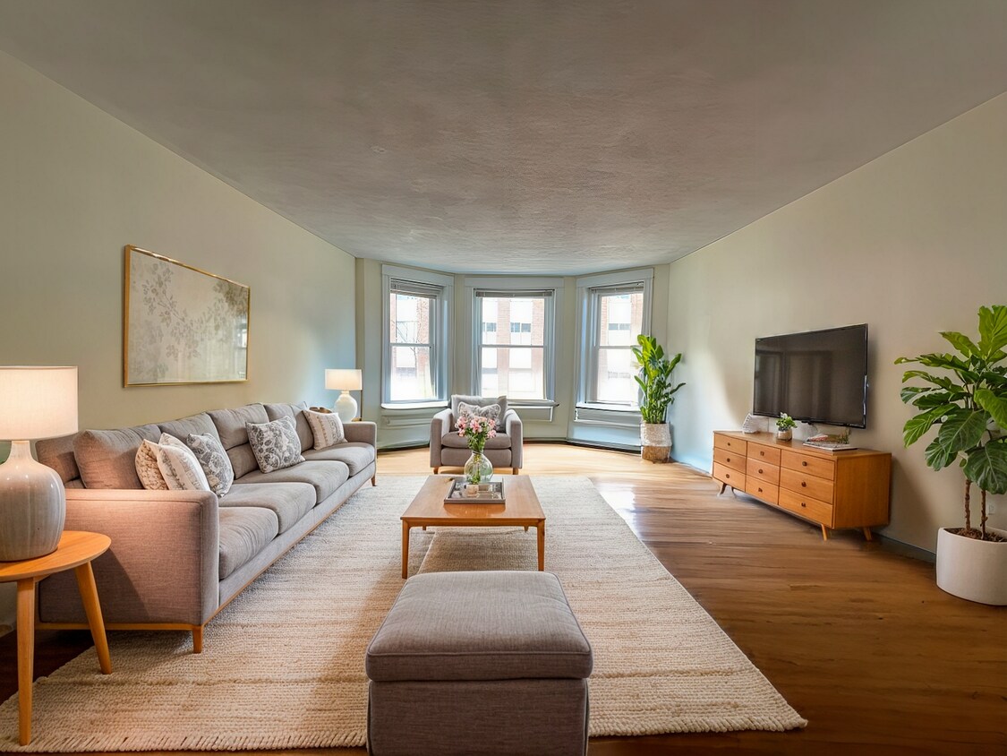 Primary Photo - 7/1 Oversized 2BR in Coolidge Corner, near...