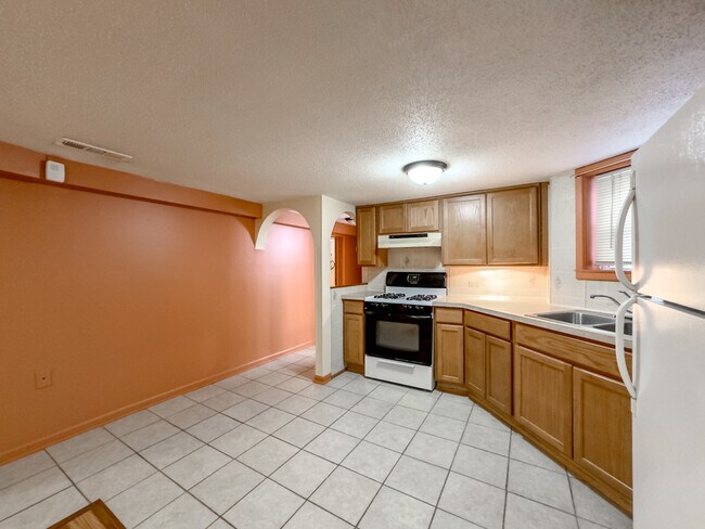 Foto del edificio - 3423 W Evergreen Ave