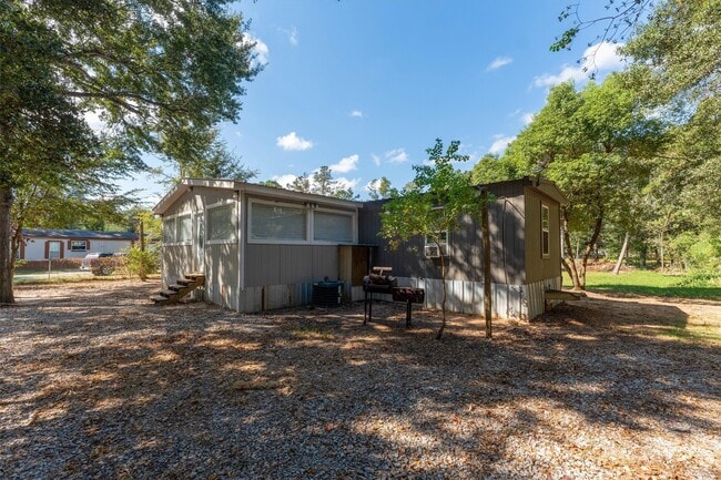 Foto del edificio - 4424 W Forest Rd