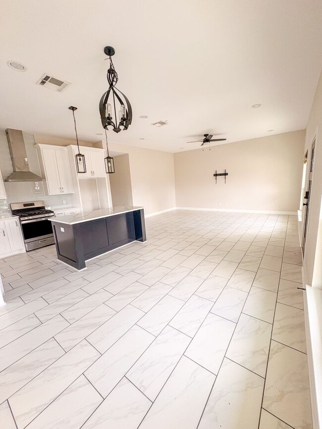 Foto del edificio - 207 N Tyler St