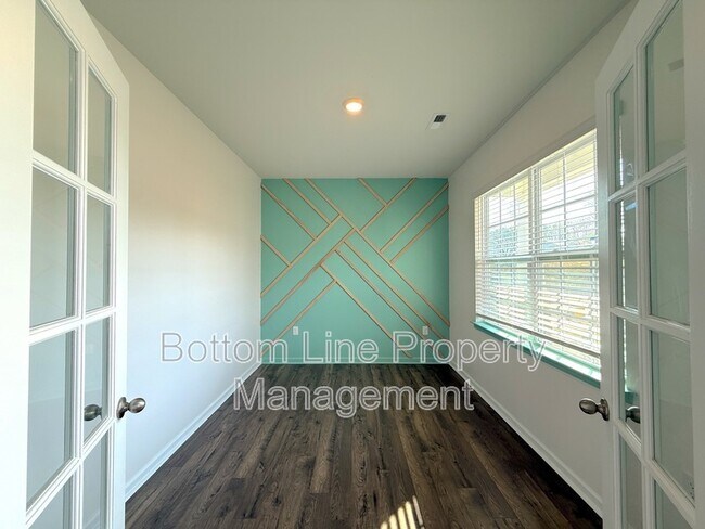 Foto del edificio - 347 Carolina Hemlock Dr