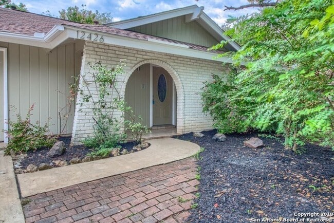 Newly Renovated NE San Antonio 3 bedroom home in established neighborhood-You do not want to miss... - Newly Renovated NE San Antonio 3 bedroom home in established neighborhood-You do not want to miss...