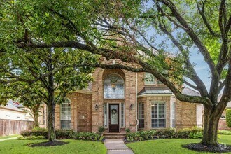 Building Photo - 13627 Ashley Run