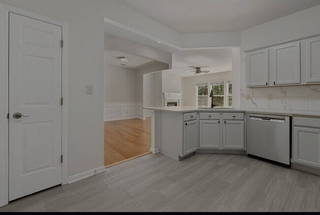 Foto del edificio - 2734 Winslow Ridge Dr NE