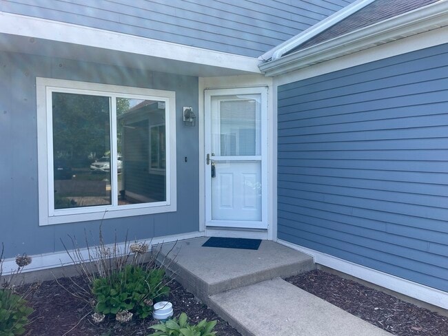 Building Photo - 2723 Preston Ct