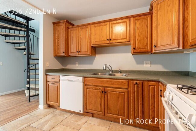 Building Photo - 7336 72nd Ln N