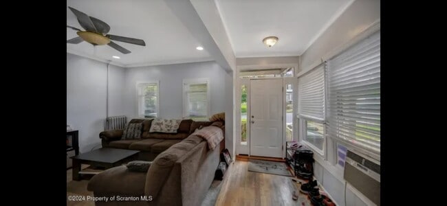 Building Photo - 1727 Monroe Ave