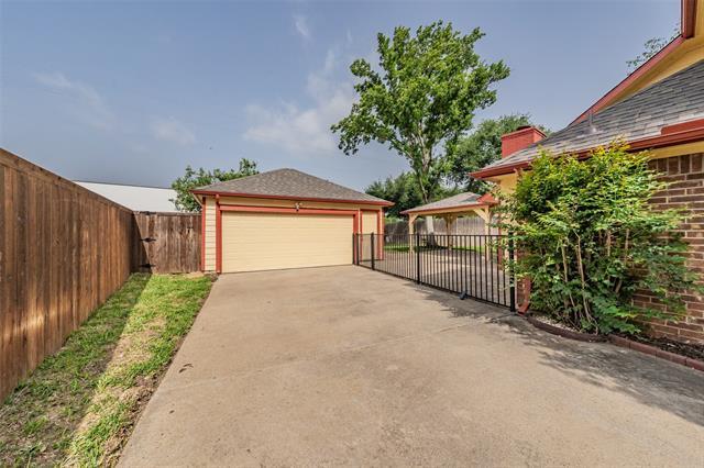 Foto del edificio - 4134 Woodland Ct