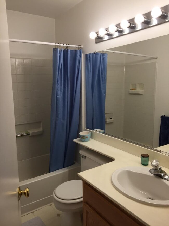 Building Photo - Charming 2BD/2BA Livermore Copper Hill Con...