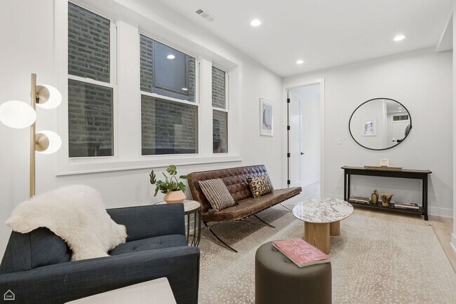 Foto del edificio - Second Mountain on Thomas LLC