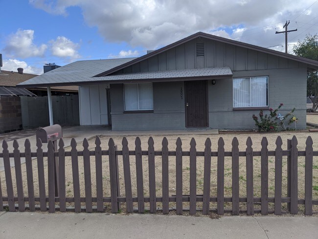 Building Photo - 10001 N 18th Ave