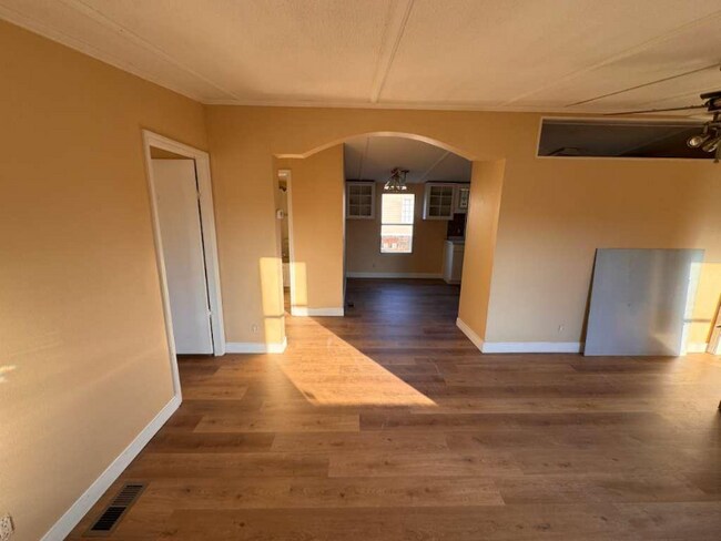 Foto del edificio - 4727 Julious Ln