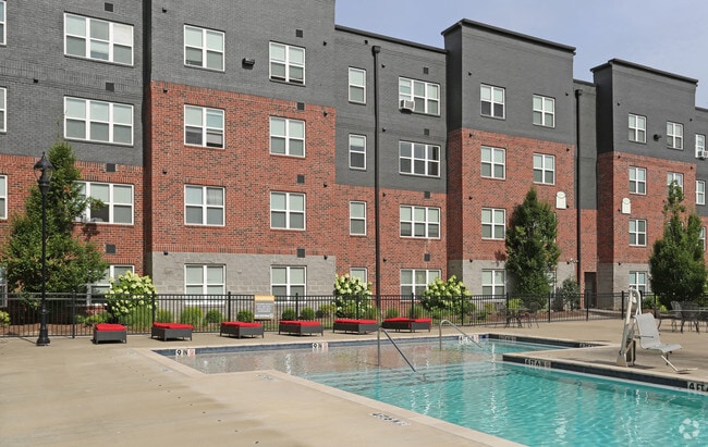 Trifecta - Trifecta Apartments