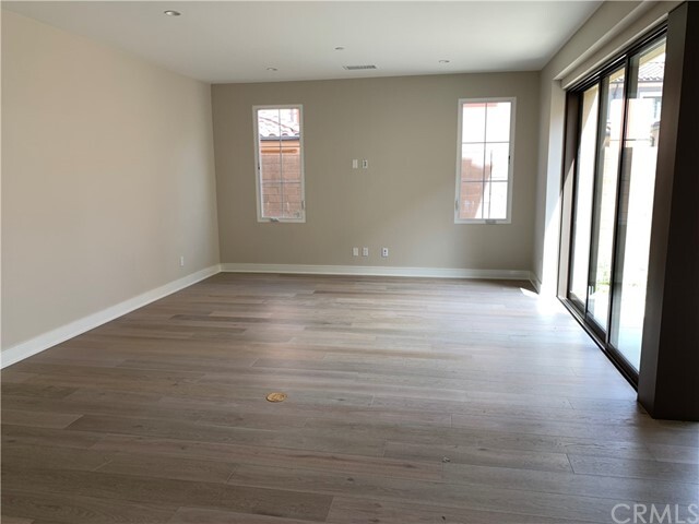 Building Photo - 118 Dolci