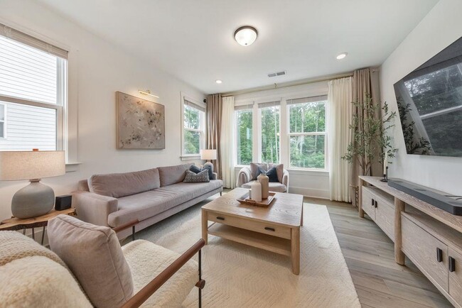 Building Photo - 1521 Layton Ln NW