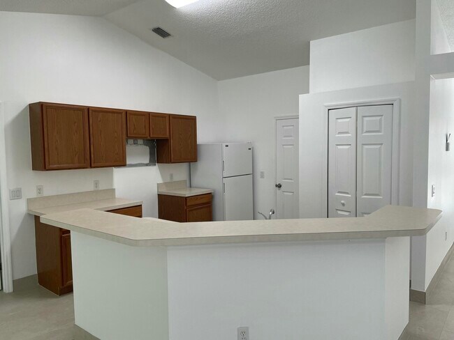 Foto del edificio - 4189 SW Spickler St