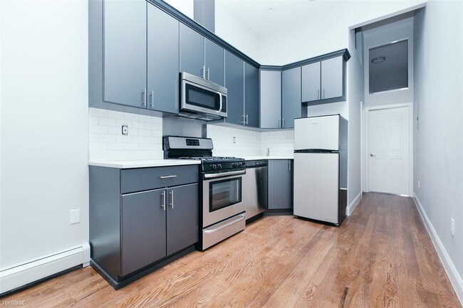 Building Photo - 164 Wyckoff Ave