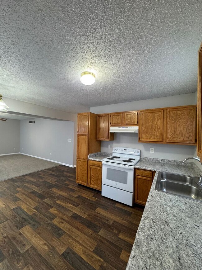 Foto del edificio - Avon - 4 BR home!