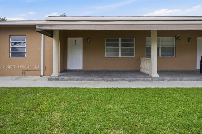 Building Photo - 2445 SW 18th St