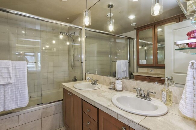 Foto del edificio - 177 Laurel Grove Ln