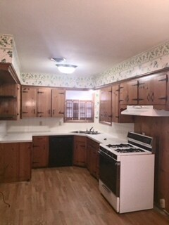 Foto del edificio - Three Bed / Two Bath Home