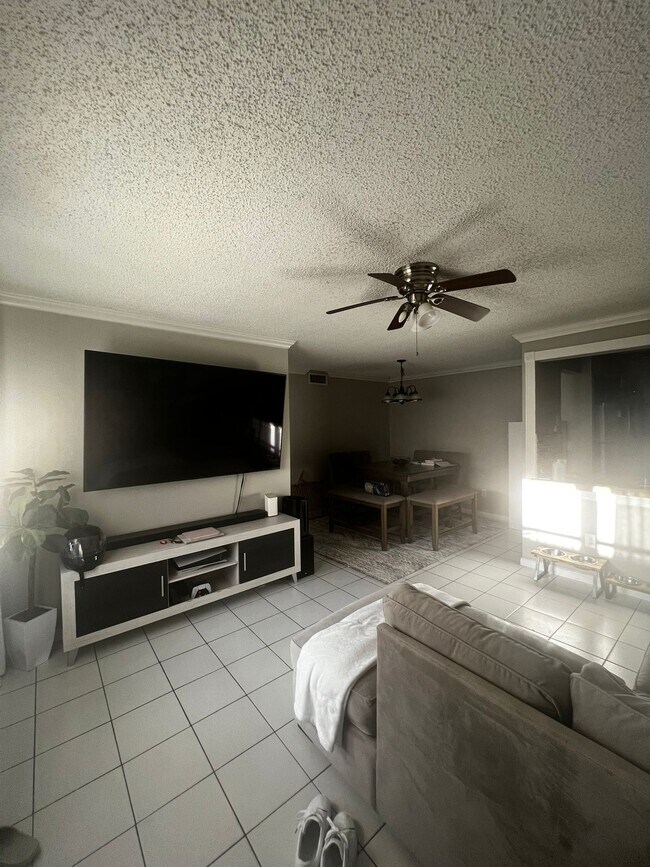 Foto del edificio - 14855 SW 104th St