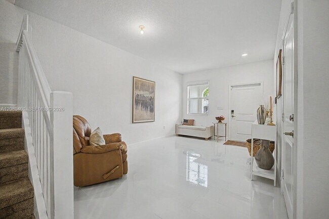 Foto del edificio - 2644 SE 13th St