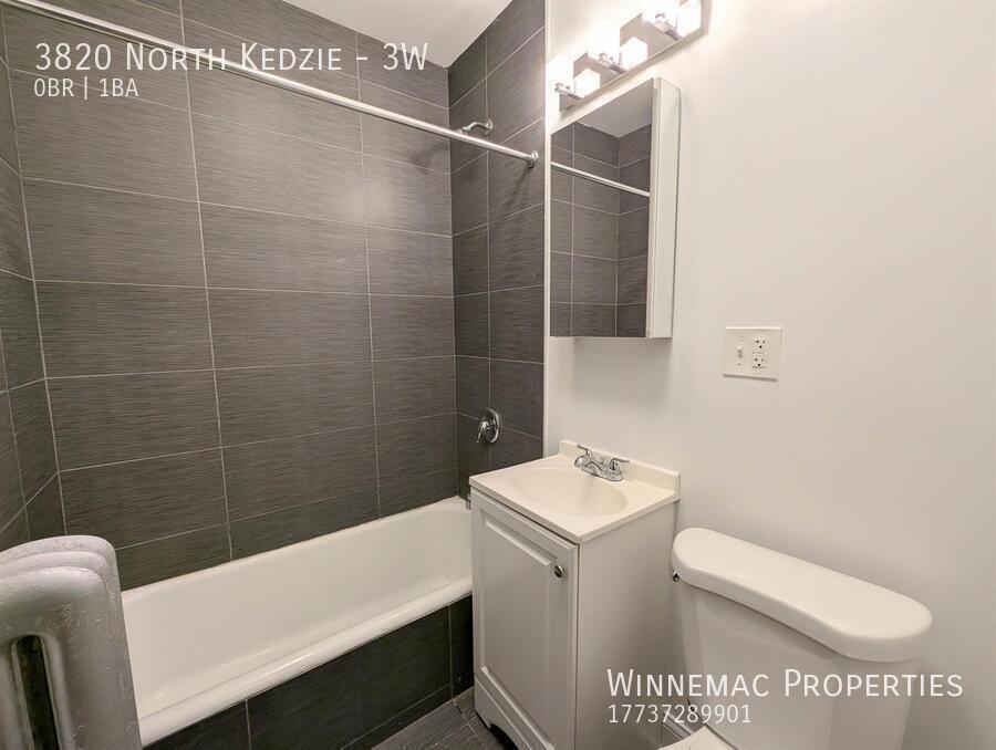 Building Photo - 3820 North Kedzie-3W