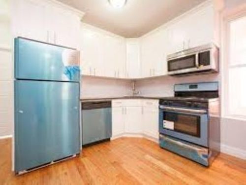 Foto principal - 660 Linwood St