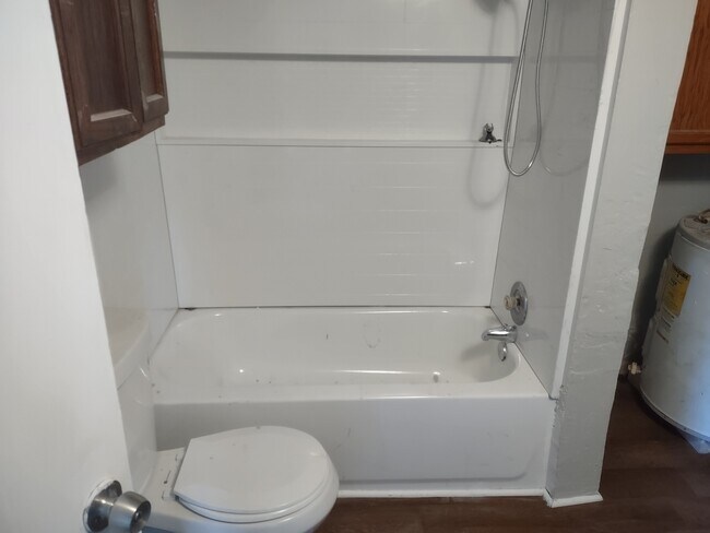 Photo - 2021 Lawson Ave House