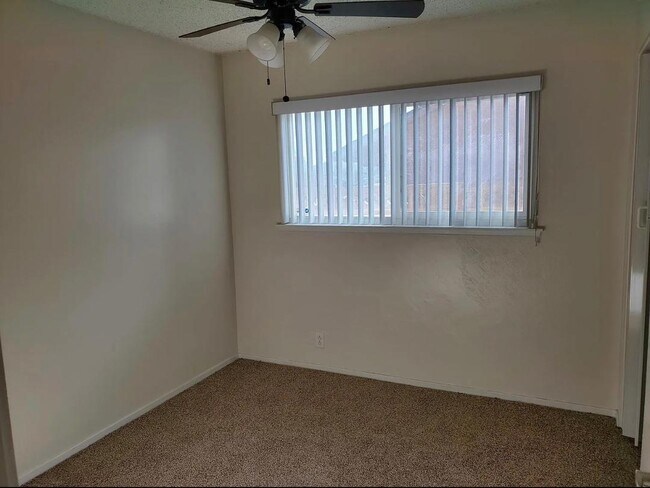 Foto del edificio - 2457 Harmony Hill Dr