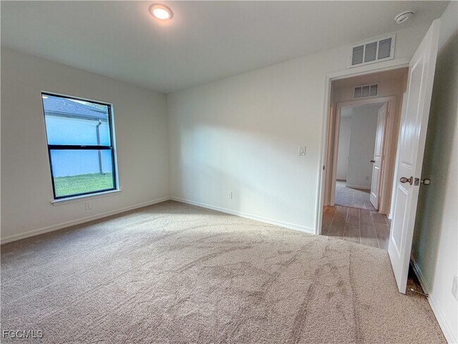 Foto del edificio - 420 NW 4th Terrace