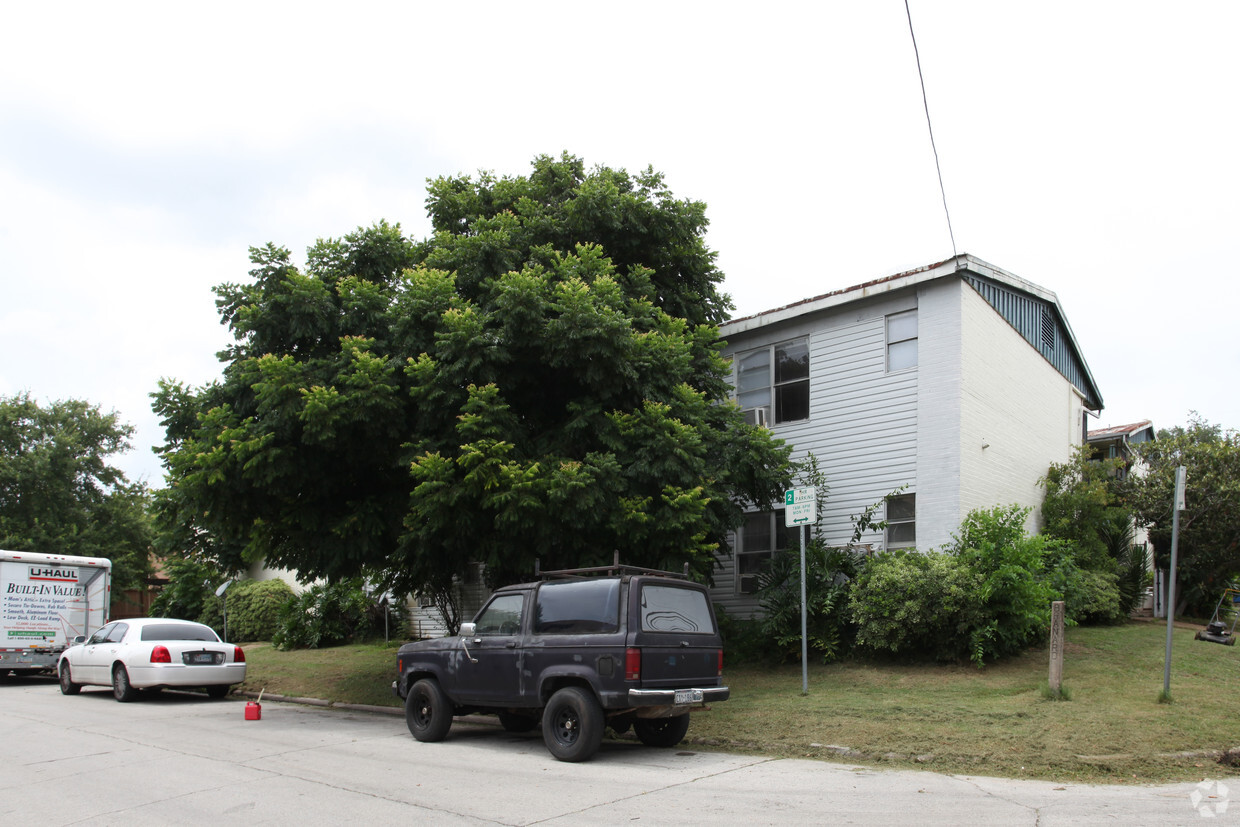 Primary Photo - Audley Square Apartments