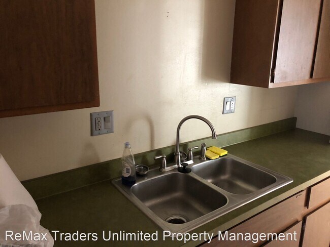 Foto del edificio - 2 br, 2 bath House - 3803 N Knoxville Ave.