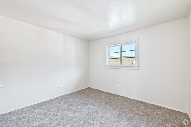 2BR, 1BA - 867SF - Second Bedroom - Webster Court Apartments