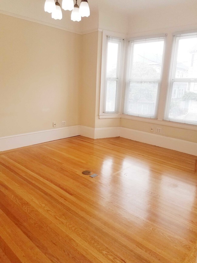 Foto del edificio - 218 Connecticut St