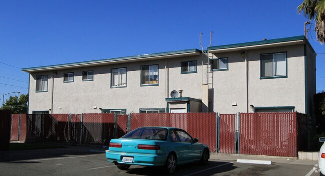 Foto del edificio - Grand Ave Villa