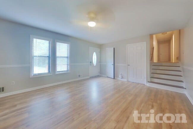 Building Photo - 134 Little Brook Dr