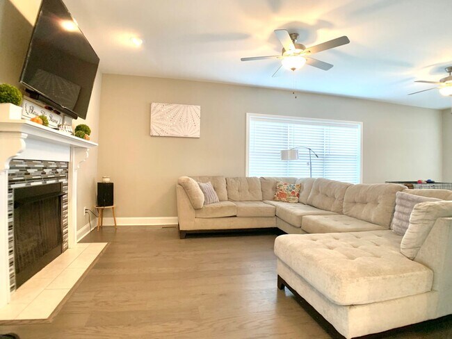 Foto del edificio - 1376 Apple Blossom Rd