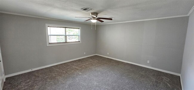 Building Photo - 215 San Jacinto St