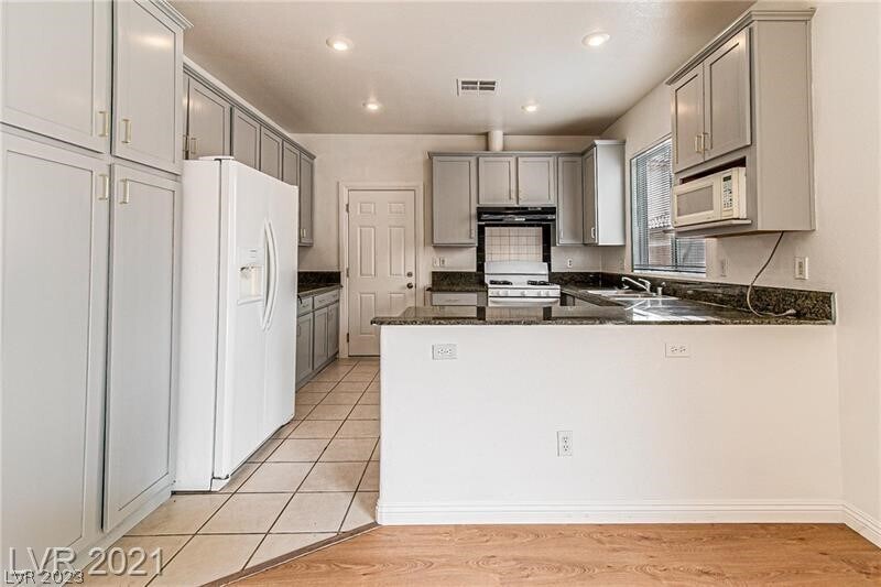 Primary Photo - 5245 Monterey Park Cir